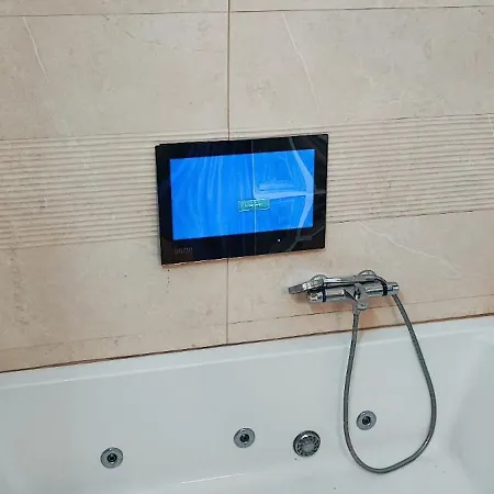 Appartement Malaga Jacuzy Extérieur photo